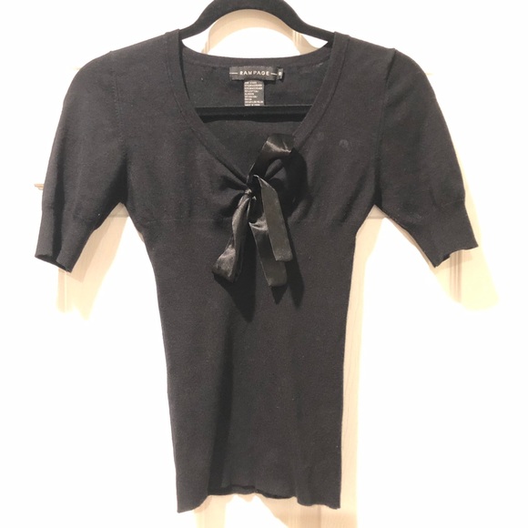 4/$25💸 RAMPAGE SHORT SLEEVED SWEATER BOW SIZE S - Picture 1 of 4